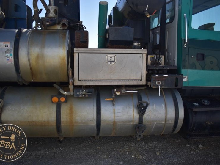 1996-ford-lnt8000-image-37