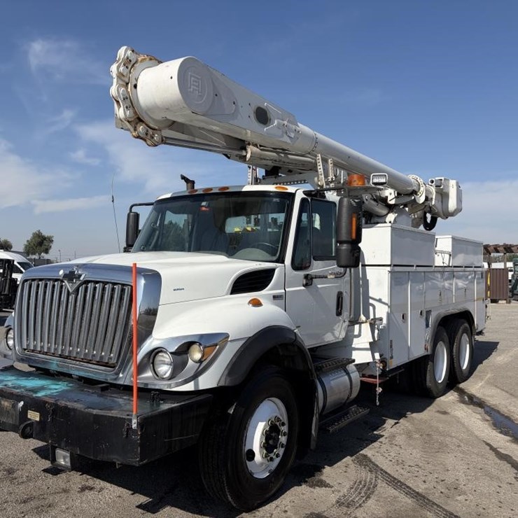 2012 INTERNATIONAL WORKSTAR 7400