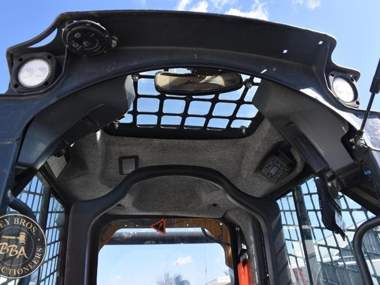 2023-deere-333g-image-65