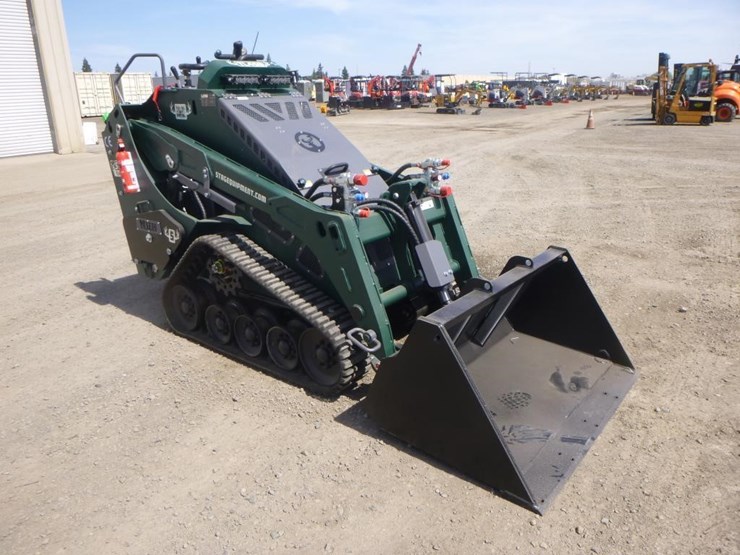 2026-kubota-d1703-image-2