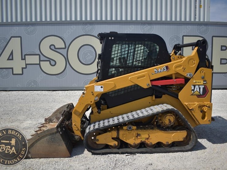 2023-caterpillar-259d3-image-2
