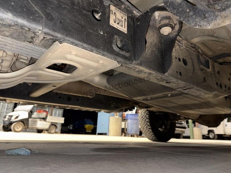 2020-ford-f150-image-31