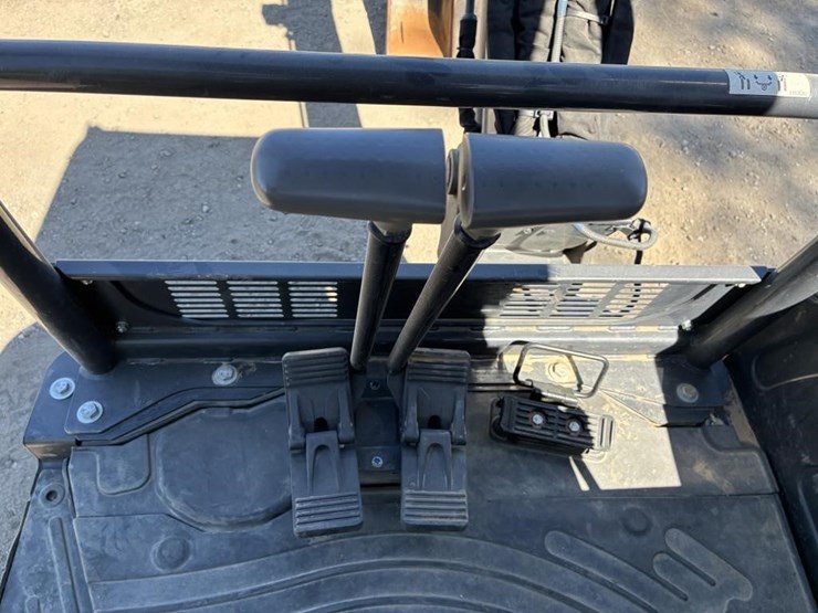 2024-deere-26-p-tier-image-18