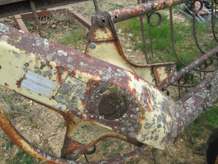 new-holland-256-image-5