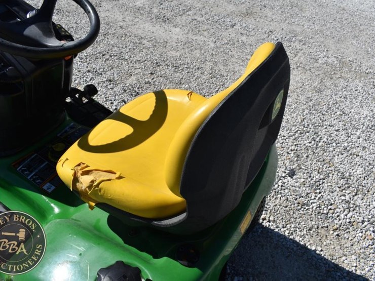2008-john-deere-x300-image-24