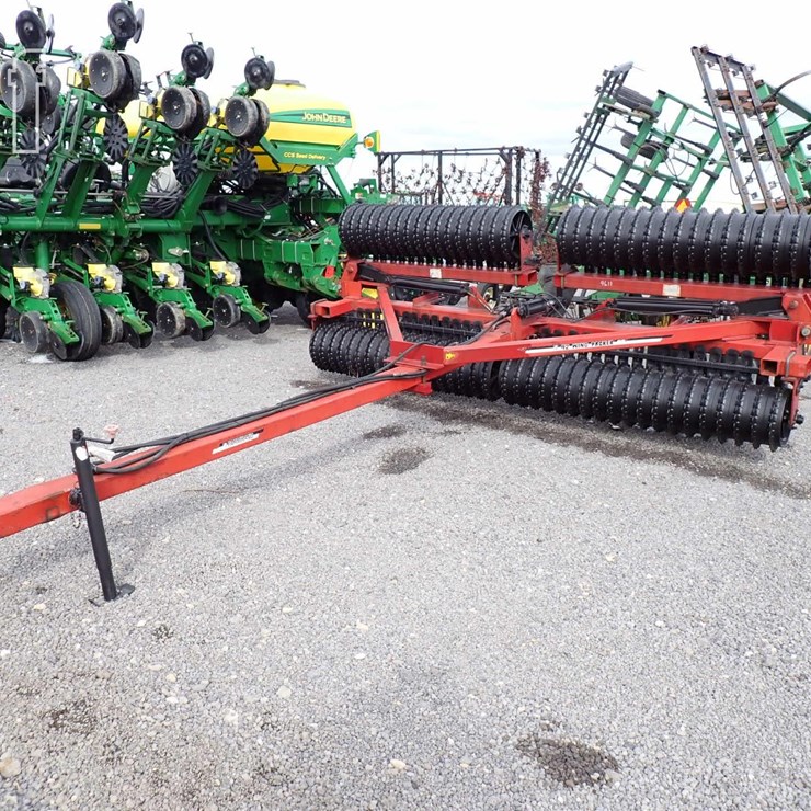 FARMHAND 42 PACKER 4611