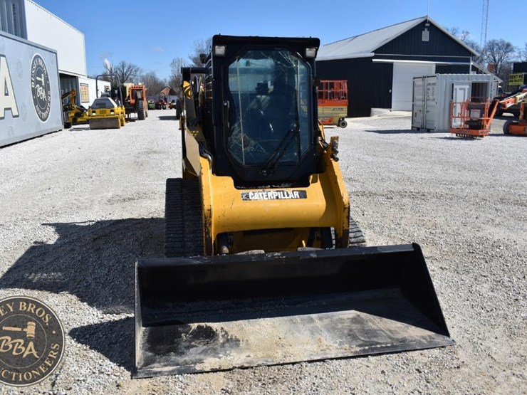 2012-caterpillar-257b3-image-27