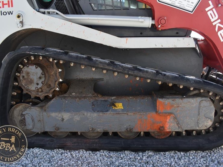 2020-takeuchi-tl8r2-image-40