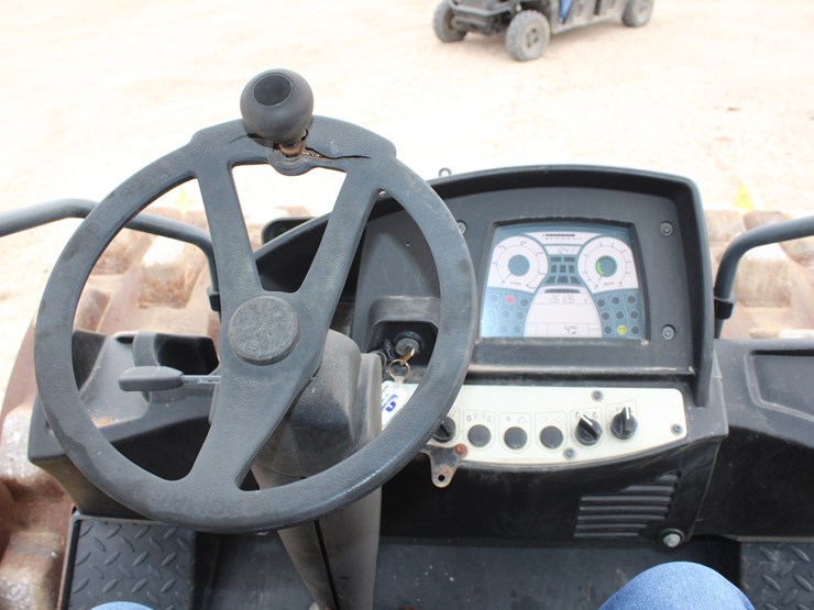 #2601-•-bomag-single-drum-roller-image-9