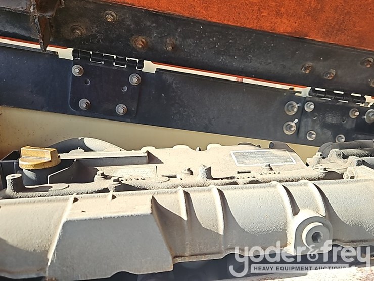 2011-jlg-860sj-image-26