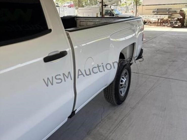 2019-chevrolet-silverado-2500hd-image-5