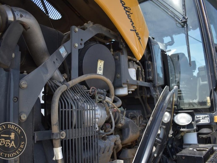 2004-challenger-mt765b-image-19