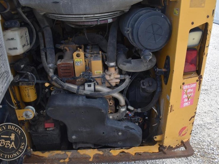 2020-caterpillar-289d3-image-42