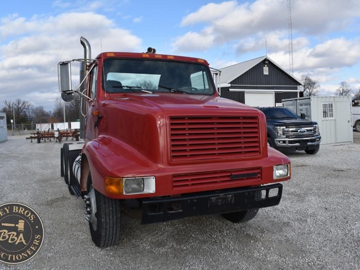 1993-international-8200-image-19