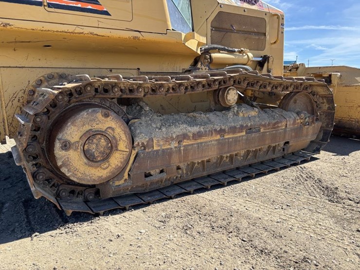 2002-caterpillar-d3g-image-22