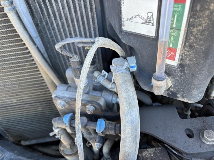 2022-bobcat-e42-image-53