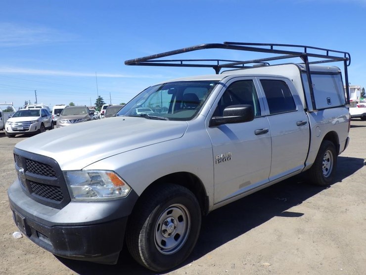 2017-dodge-1500-image-1