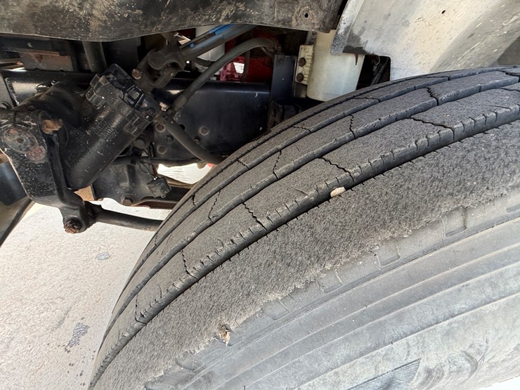 2015-ford-f750-image-6