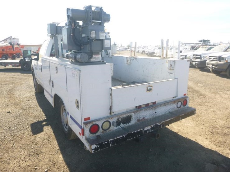 2011-ford-f250-image-7