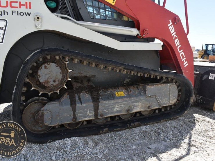 2020-takeuchi-tl8r2-image-36