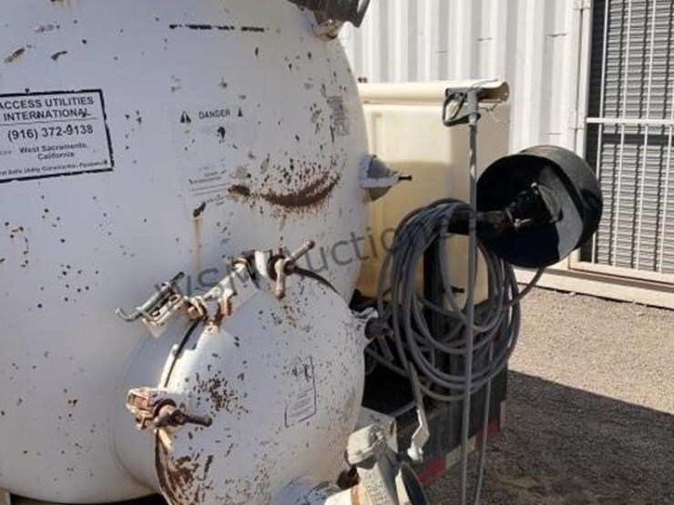 2004-access-utilities-vaster-800dt-towable-vacuum-image-11