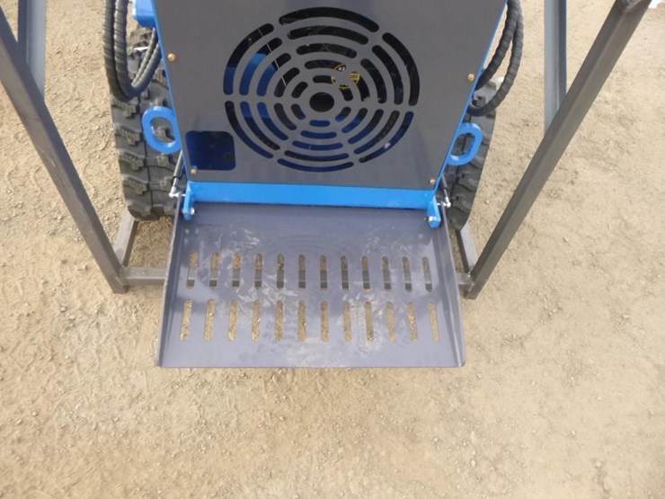 2026-zjg-zj-380-skid-steer-track-loader-image-11