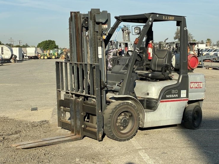 2006-nissan-mugl02a30lv-image-1