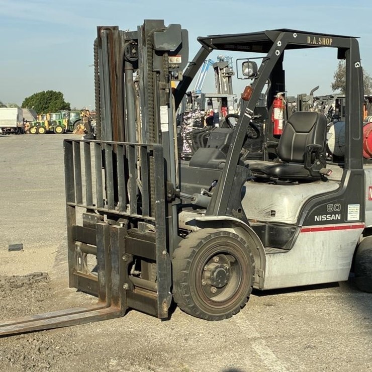 2006 NISSAN MUGL02A30LV