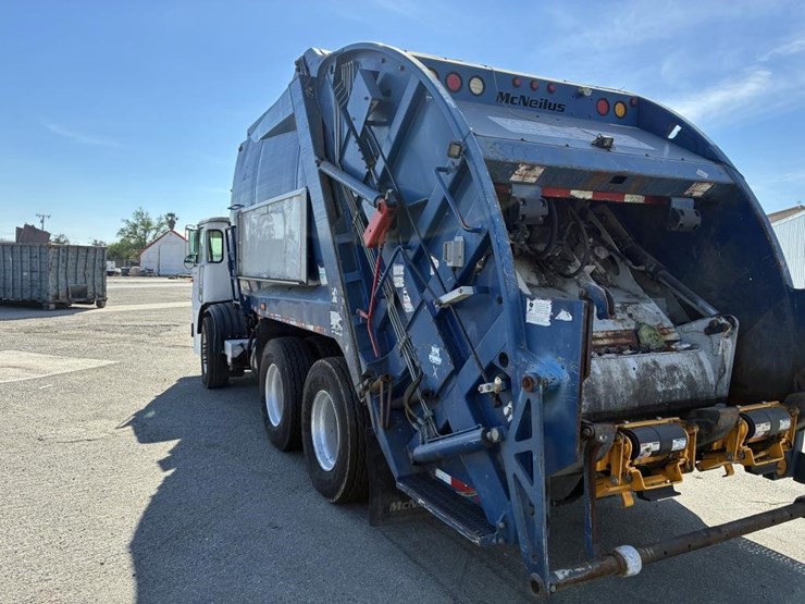 2010-autocar-xpeditor-image-4