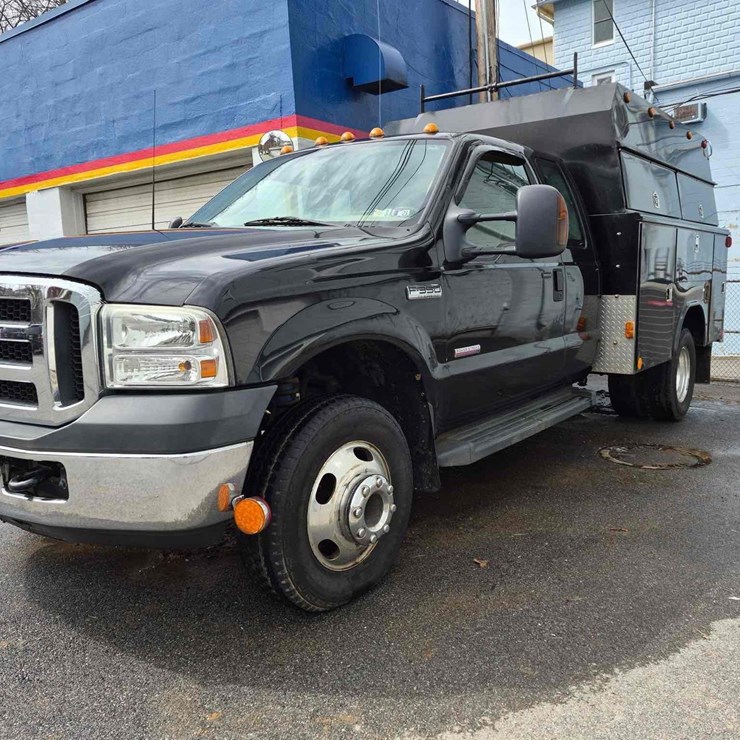 2007 FORD F550