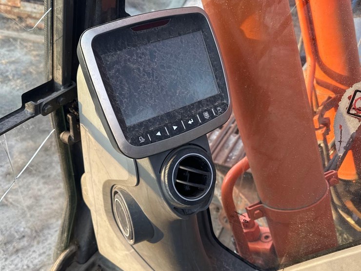 2017-doosan-dx225-lc-3-image-14