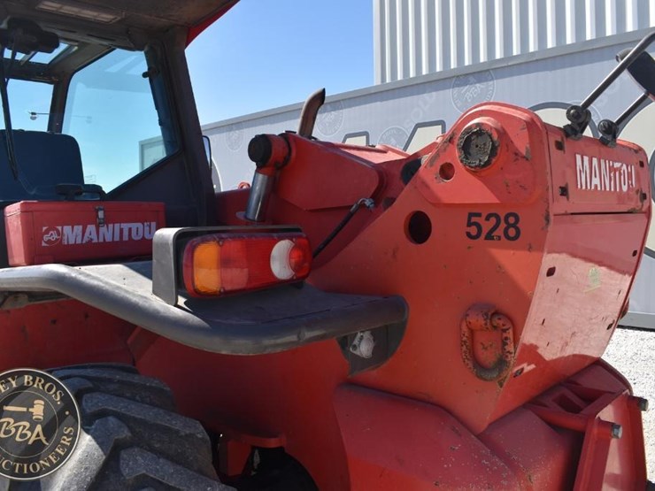 2013-manitou-mlt845-120-image-35