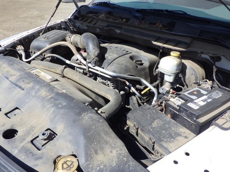 2014-dodge-1500-image-8