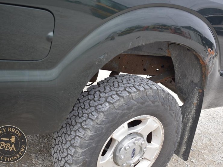 2014-ford-f250-sd-xlt-image-12