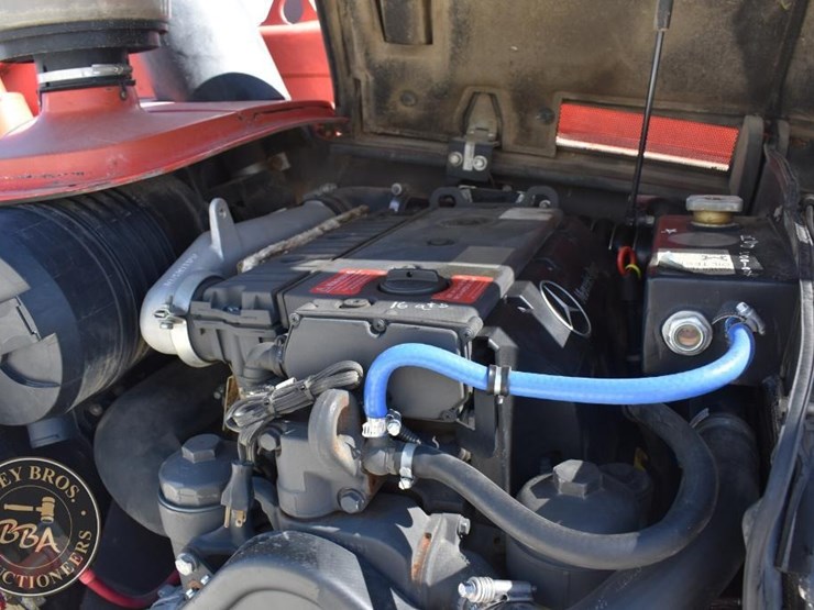 2013-manitou-mlt845-120-image-33