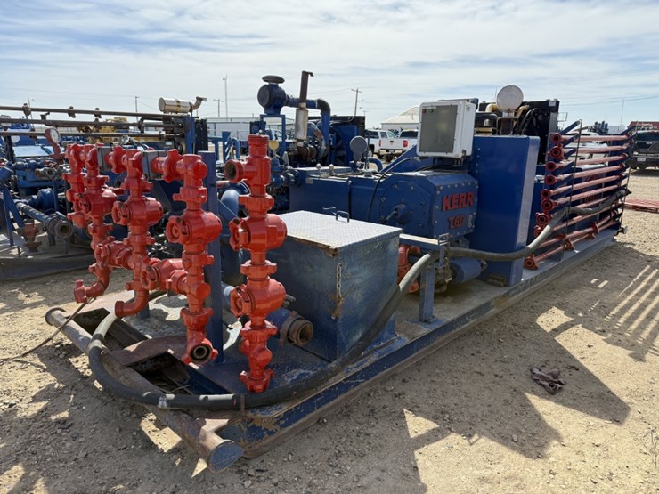 2018-caterpillar-c18-image-3