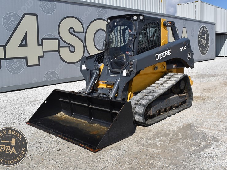 2020-deere-333g-image-1