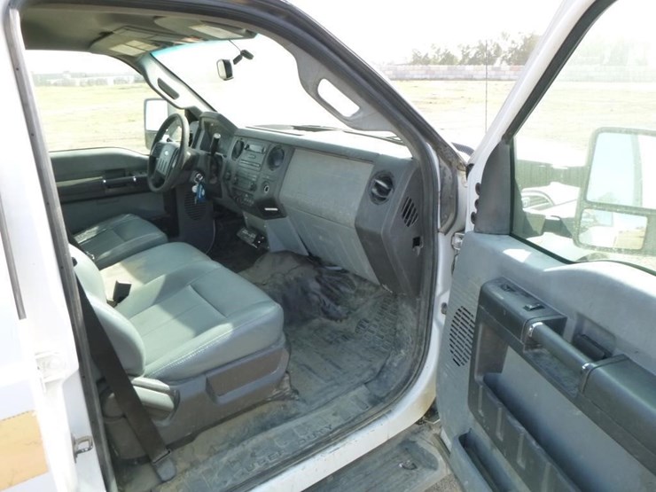 2015-ford-f250-image-21