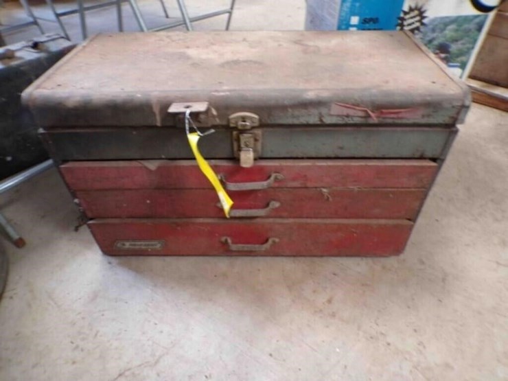 metal-tool-box-image-1