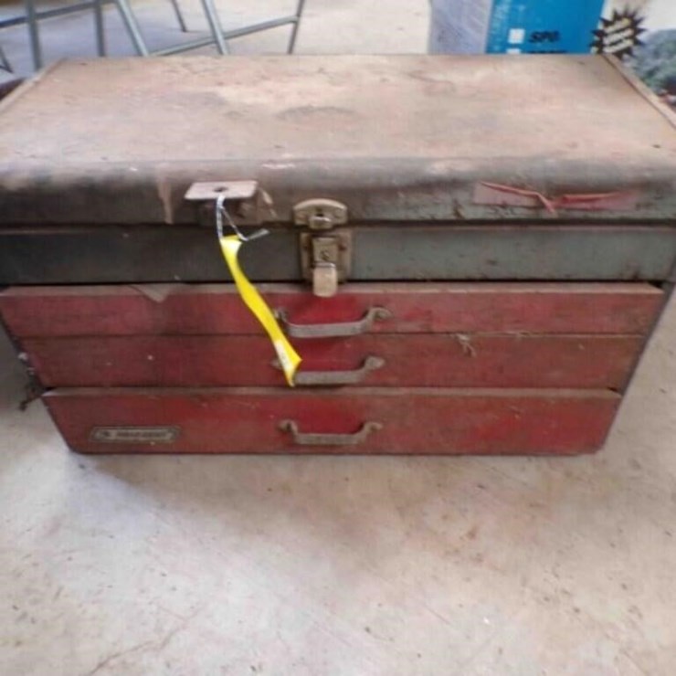 metal tool box