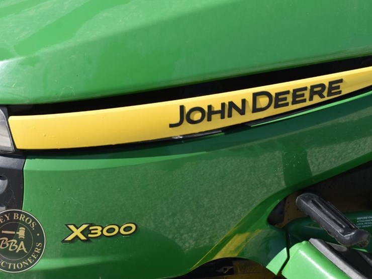 2008-john-deere-x300-image-21