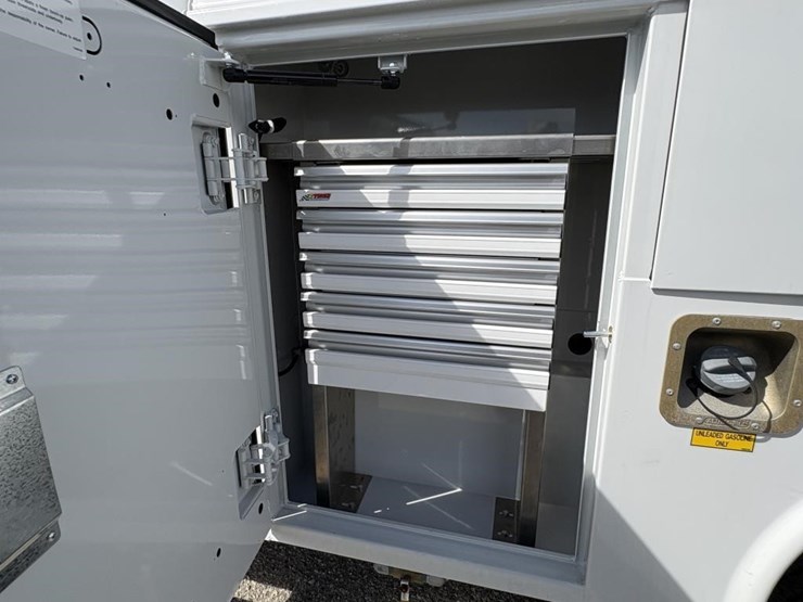 2024-dodge-2500-image-13