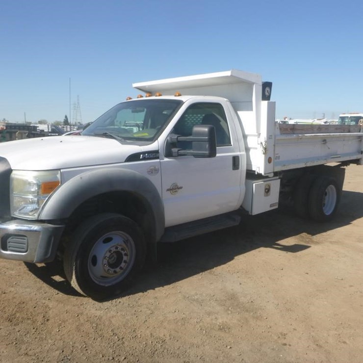 2012 FORD F550