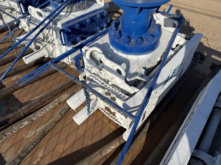 6-reedy-3m-2-3/8-dbl-manual-blowout-preventer,-charted-image-4