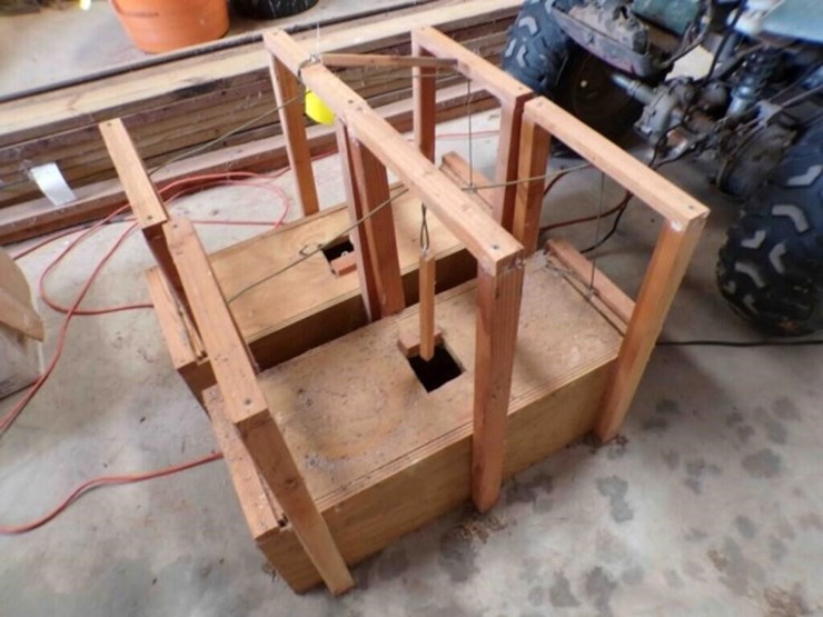 2-wood-animal-traps-image-3