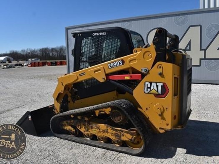 2023-caterpillar-259d3-image-10