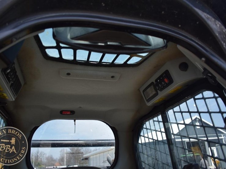 2023-caterpillar-259d3-image-41