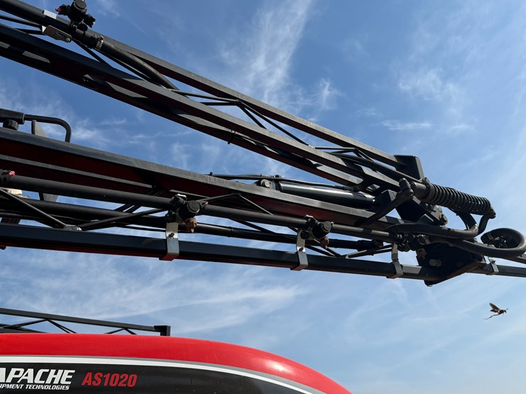 2011-apache-as1020-image-76