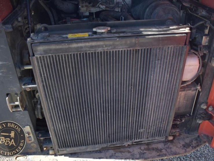 kubota-svl90-2-image-33