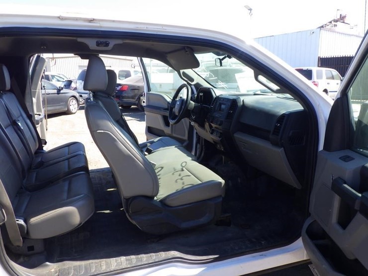 2016-ford-f150-image-6